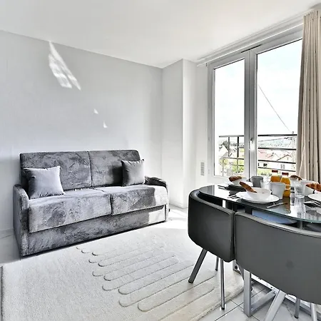 Apartment Magnifique 2 Pieces Aux Portes De Paris- II *